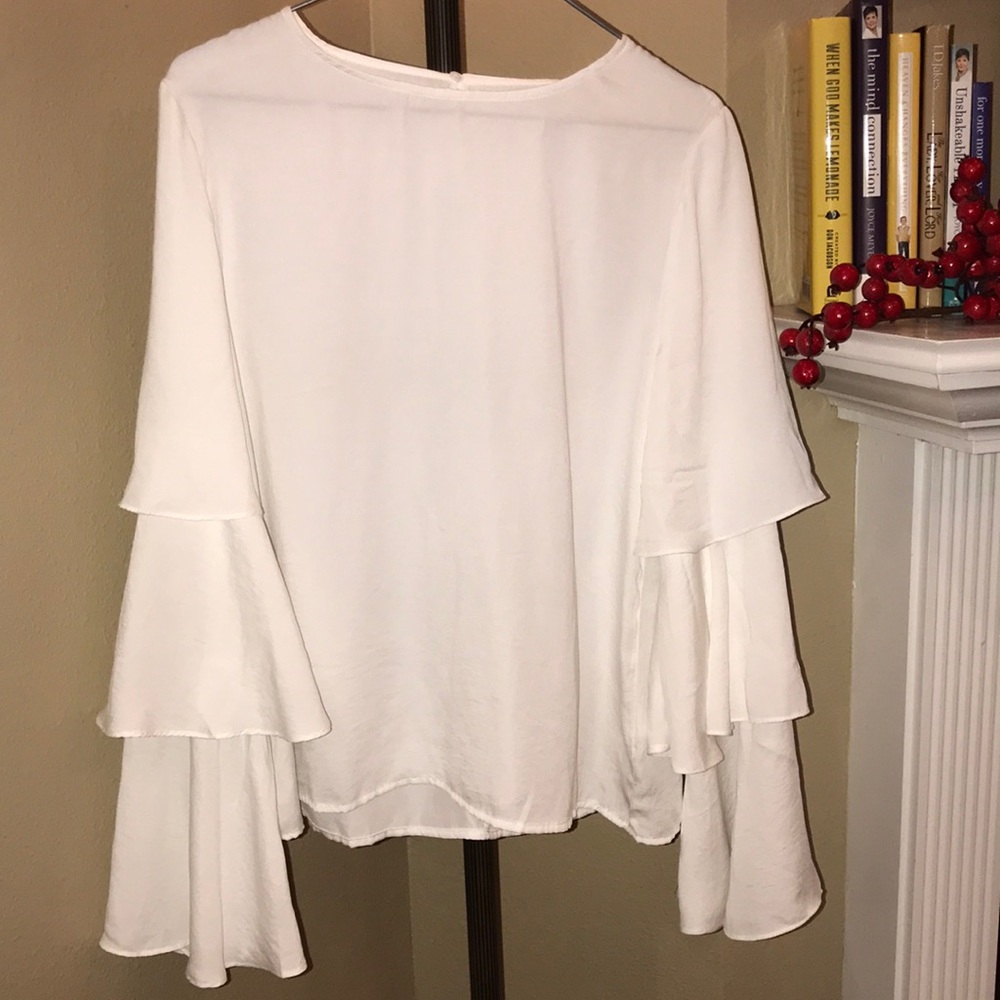 🛍NWT Do + Be Ruffled Tiered Layered White Blouse - Picture 1 of 4